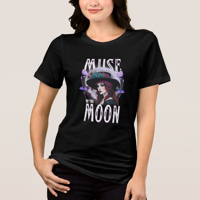 Muse of the Moon – Gothic Witchy Aesthetic Tri-Blend Shirt (Vorderseite)