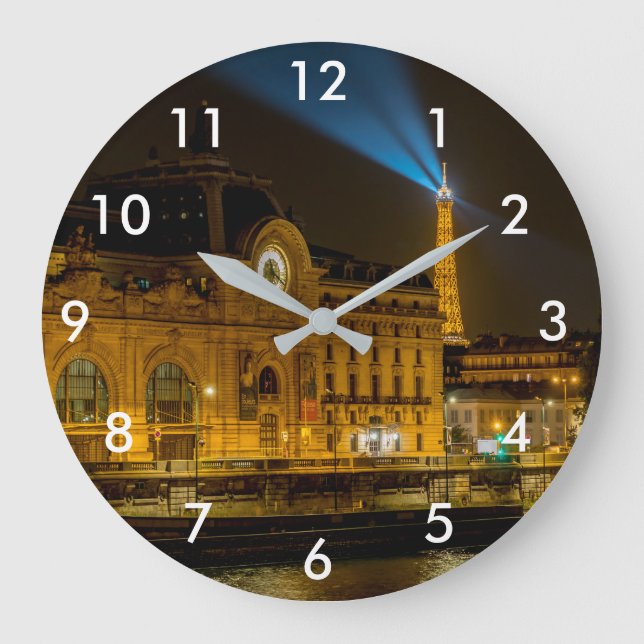 Musée d'Orsay in Paris nachts Große Wanduhr (Vorderseite)