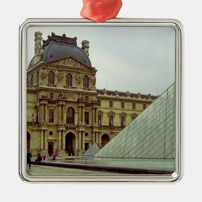 Museum Louvre Ornament Aus Metall (Vorne)