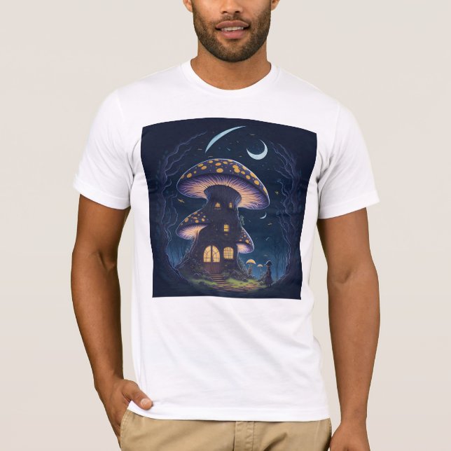 Mushroom House Under a Crescent Moon   T-Shirt (Vorderseite)