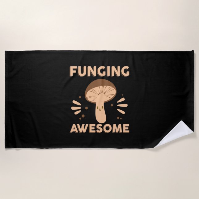 Mushroom Hunter Funginf Awesome Strandtuch (Vorderseite)