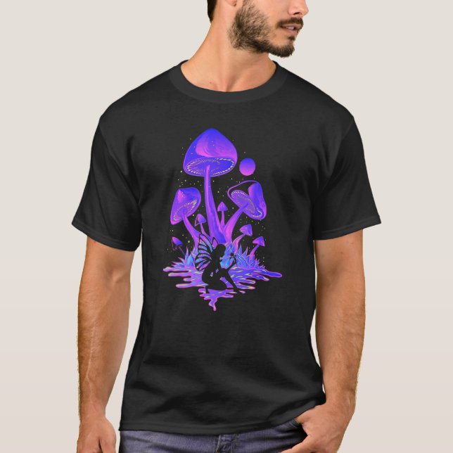 Mushrooms Rose Fairycore Goblincore-Fee T-Shirt (Vorderseite)