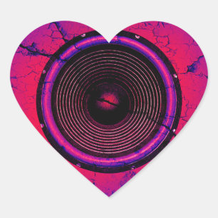 Musik-Lautsprecher an einer knackigen Wand Herz-Aufkleber