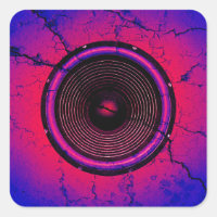 Musik-Lautsprecher an einer knackigen Wand