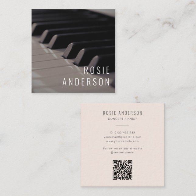 Musiker QR Code Piano Schlüssel Modernes Rosa Quadratische Visitenkarte (Vorne/Hinten)