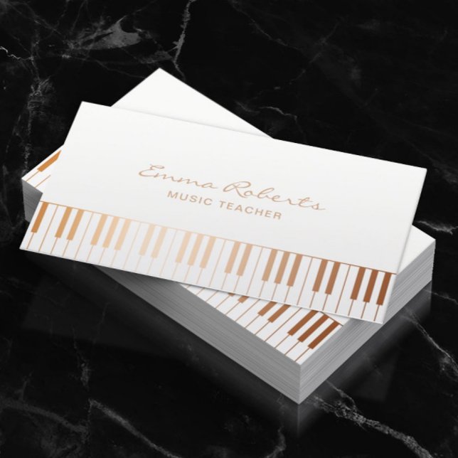 Musiklehrer Elegant Gold Piano Schlüssel Musik Visitenkarte (Von Creator hochgeladen)