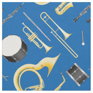 Musikmusiker in Blau Stoff