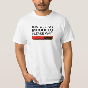 Muskeln installierend, bitte warten T-Shirt