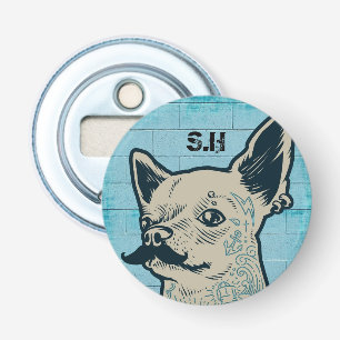 Mustache Chihuahua Graffiti Monogram Flaschenöffner