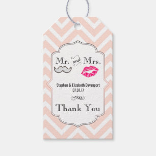 Mustache & Lips Mr. & Mrs Peach Zickzack Wedding Geschenkanhänger