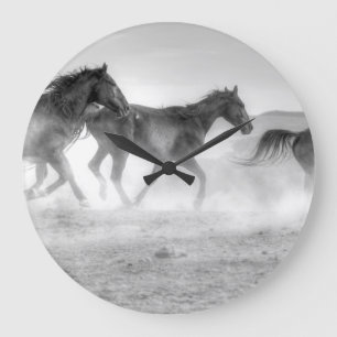 Mustang Run Große Wanduhr