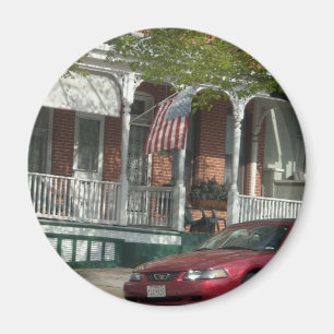 Mustang und amerikanische Flagge in Hampden Magnet