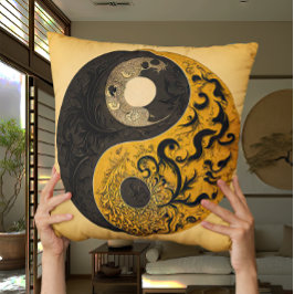 Mustard Yellow Yin und Yang Contemporary Kissen