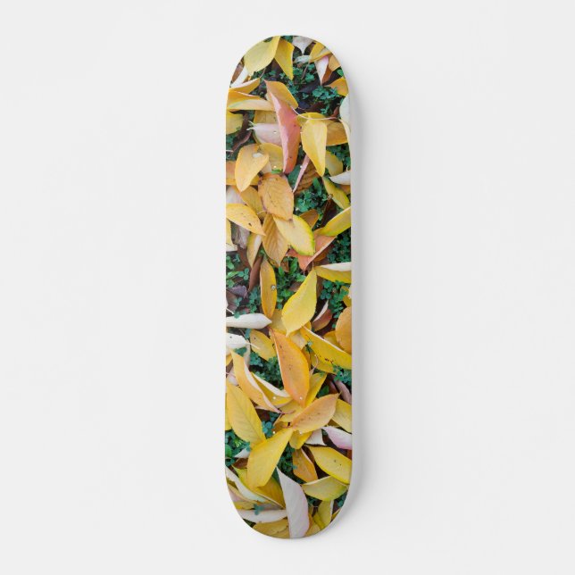 Muster der fallenden Blätter Skateboard (Vorne)