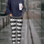 Muster der geometrischen schwarzen Grautulpen Leggings<br><div class="desc">Ein unterhaltsamer Retrodruck für gedruckte Leggings. Trendy,  komfortabel und vielseitig zum Tragen zu Party,  Workout,  Cafes,  Shopping oder einfach zum Ausspannen mit Lieben.</div>