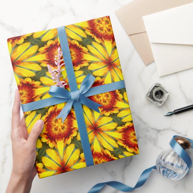 Muster der goldenen Blume Geschenkpapier (Schenken)