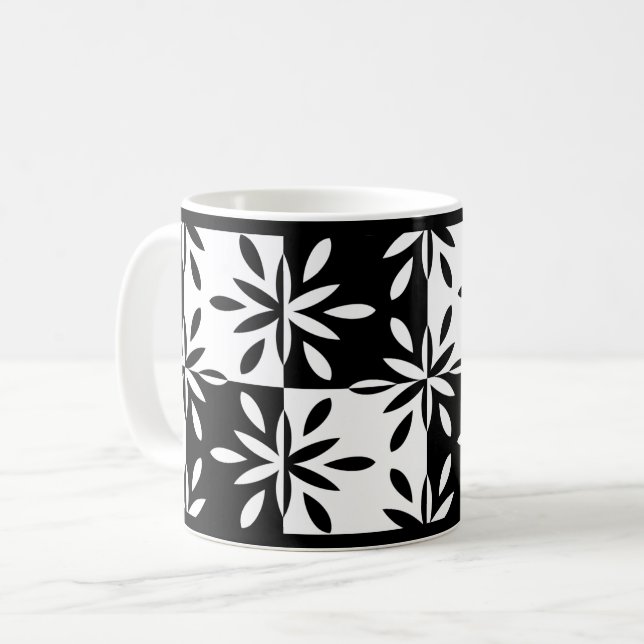 Muster der grafischen Blume Schwarz/Weiß Kaffeetasse (Vorderseite Links)
