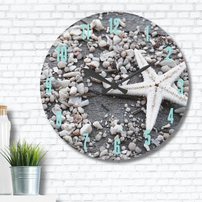 Muster der Muschel im Küstenmeer Große Wanduhr (Nautical White Starfish Shell Gray Sand Beach Large Clock)