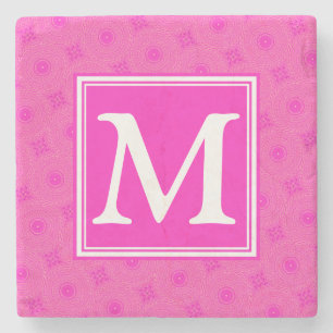 Muster der rosafarbenen Monogramm-Kreise Steinuntersetzer