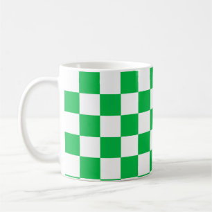 Muster des grünen, weißen, karierten Karos Kaffeetasse