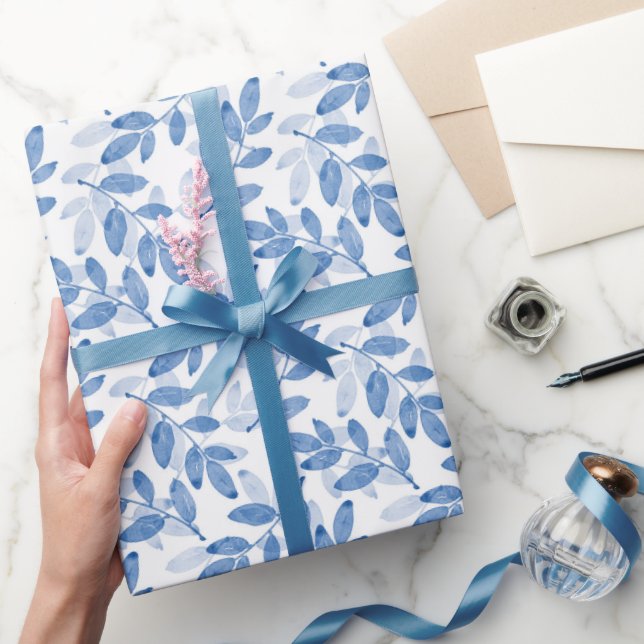 Muster für Blätter mit blauem Lagen Geschenkpapier (Schenken)