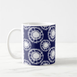 Muster für blaue und weiße Shibori-Kreise Kaffeetasse
