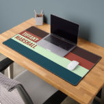 Muster für braune und grüne Streifen Personalisier Schreibtischunterlage<br><div class="desc">Erweitern Sie Ihren Arbeitsbereich mit der Personalisierten Schreibtischmatte für braune und grüne Streifen. Mit einem stilvollen gestreiften Design sorgt diese Matte für eine glatte Oberfläche für Tastatur und Maus und fügt gleichzeitig eine raffinierte Touch hinzu. Passen Sie es mit einem Namen oder einer Nachricht für eine einzigartige und persönliche Touch...</div>