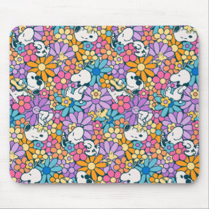 Muster für die Blume von Snoopy und Holz Mousepad