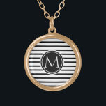 Muster für dünne Streifen Vergoldete Kette<br><div class="desc">Modernes,  elegantes Design. Streifen Muster. Schwarz und Weiß. Benutzerdefiniertes Monogramm. Design von José Ricardo</div>