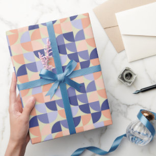 Muster für geometrische Formen des Lila Korallenpf Geschenkpapier