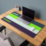 Muster für grüne und tiefe Pflaumen Name Schreibtischunterlage<br><div class="desc">Fügen Sie Ihrem Arbeitsbereich eine fette und stilvolle Touch mit der Designmatte Green und Deep Plum Stripes hinzu. Mit einem beeindruckenden gestreiften Design in lebhaftem Grün und reichhaltigem, tiefem Pflaumen bietet diese Schreibtischmatte eine glatte Oberfläche für Tastatur und Maus und verbessert Ihren Schreibtisch mit einem modernen und eleganten Look. Ideal...</div>
