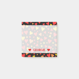 Muster für schwebende rote, orange und gelbe Herze Post-it Klebezettel