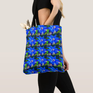 Muster für tiefe blaue Blume