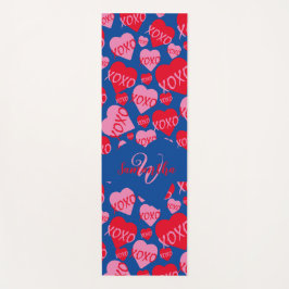 Muster Herz XOXO Liebe Rot Rosa Blau Monogramm Yogamatte