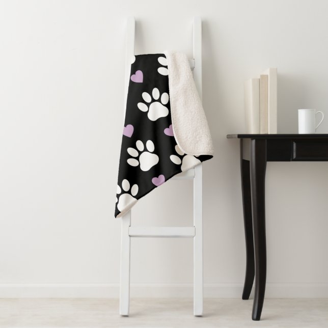 Muster, Hundeschrauben, weiße Pfoten, Lilakherzen Sherpadecke (Beispiel)