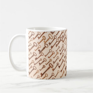Muster mit echten viktorianischen Schlüsseln auf K Kaffeetasse