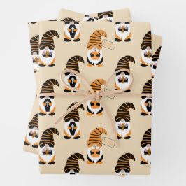 Muster von Gnomen, Halloween-Gnomen-Trick oder -Be Geschenkpapier Set
