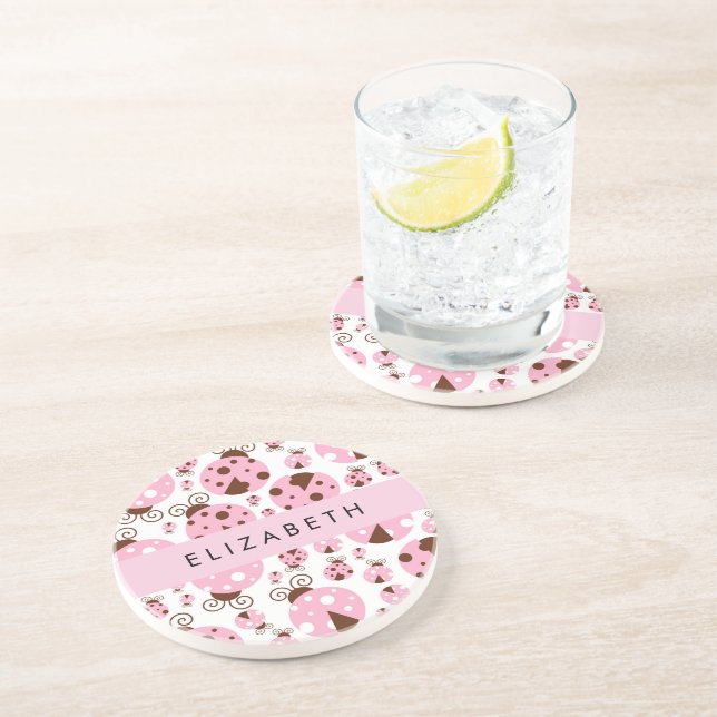 Muster von Ladybugs, rosa Ladybugs, Ihr Name Getränkeuntersetzer (Seite)