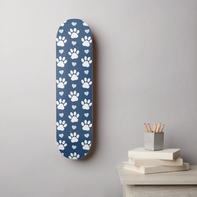 Muster von Pfähnen, Hundpfägen, weißen Pfoten, bla Skateboard (Wandkunst)