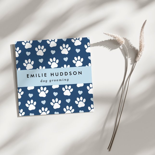 Muster von Pfoten, Hunde-Groomer, Hunde-Walker, Pe Quadratische Visitenkarte (Von Creator hochgeladen)