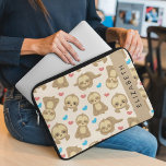 Muster von Schlägen, Niedlichen Schlitzen, Herz, I Laptopschutzhülle<br><div class="desc">Niedliches,  lustiges und bezauberndes Muster mit Schlägen und Herzen. Modernes und trendiges Geschenk,  perfekt für den Faulenzer in Ihrem Leben. Personalisieren Sie diese durch Hinzufügen von Namen,  Spitznamen,  Monogramm oder Initialen.</div>