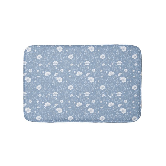 Muted Blue And White Wildflower Pattern Badematte (Vorderseite)