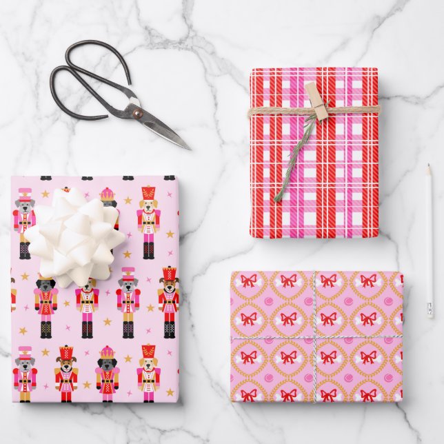Muttcracker Weihnachten - Rosa Hund Nussknacker Geschenkpapier Set (Vorderseite)