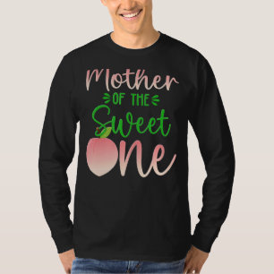 Mutter des Geburtstags ein Pfirsich 1. Sommerfruch T-Shirt
