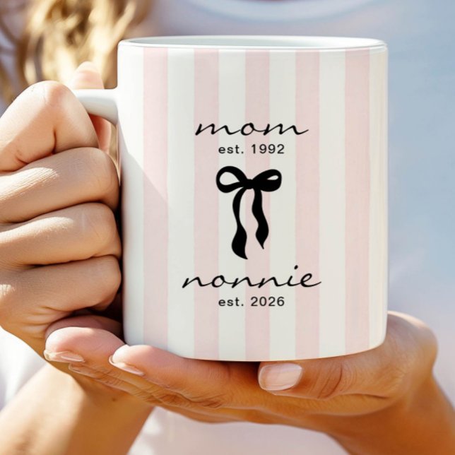 Mutter für Nonnie Est Tasse mit Schleife (Von Creator hochgeladen)