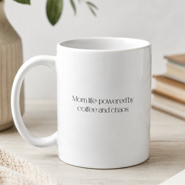 Mutter-Leben: Angetrieben von Kaffee und Chaos. Kaffeetasse (Von Creator hochgeladen)