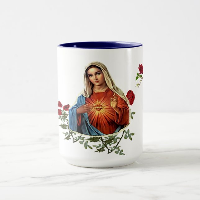 Mutter MAry Tasse (Zentrum)
