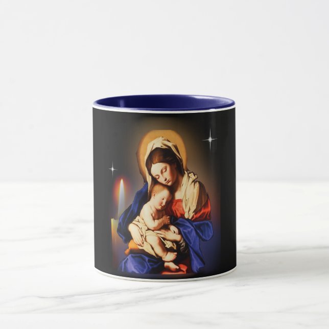 Mutter Mary Tasse (Zentrum)
