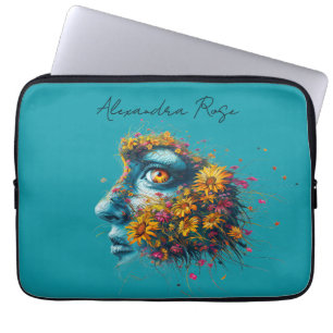 Mutter Natur Göttin Blaues Blumenporträt Name Laptopschutzhülle
