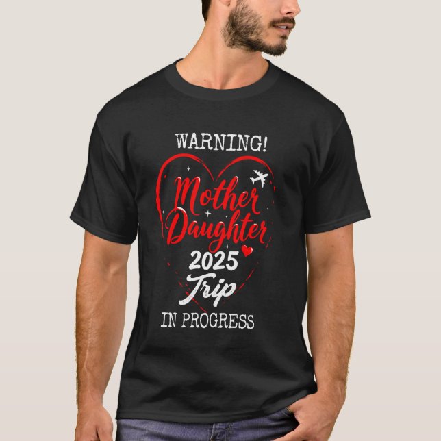 Mutter-Tochter-Wochenende 2025 Warnung Mädchen-Tri T-Shirt (Vorderseite)